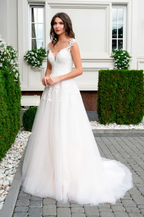 Fiora menyasszonyi ruha