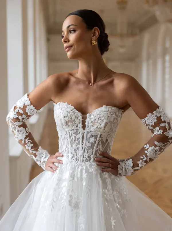Gina menyasszonyi ruha